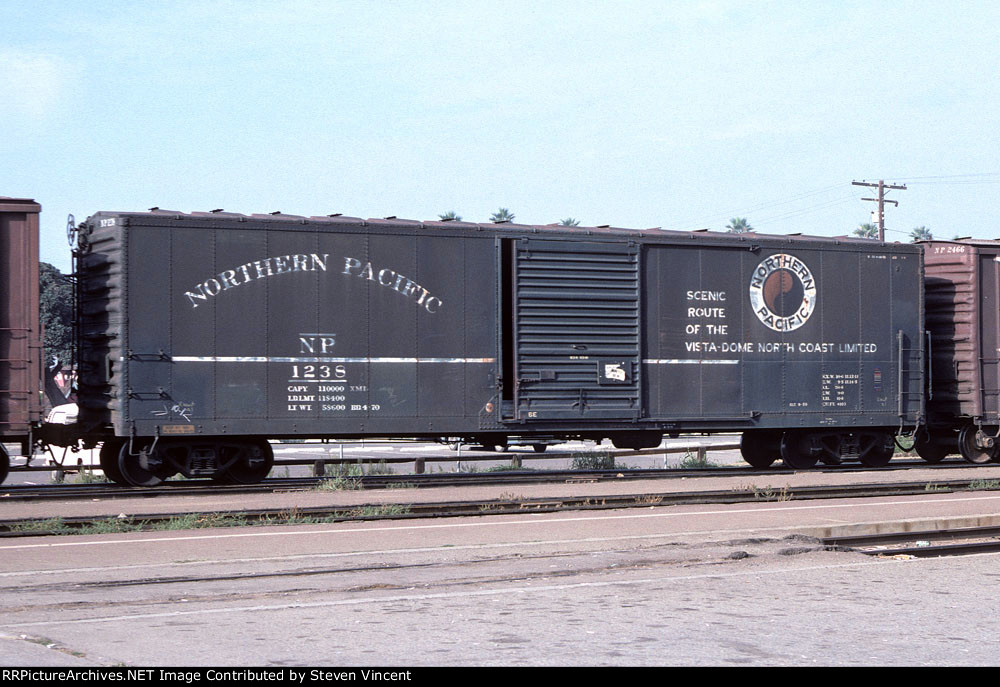 Northern Pacific 50' box NP #1238